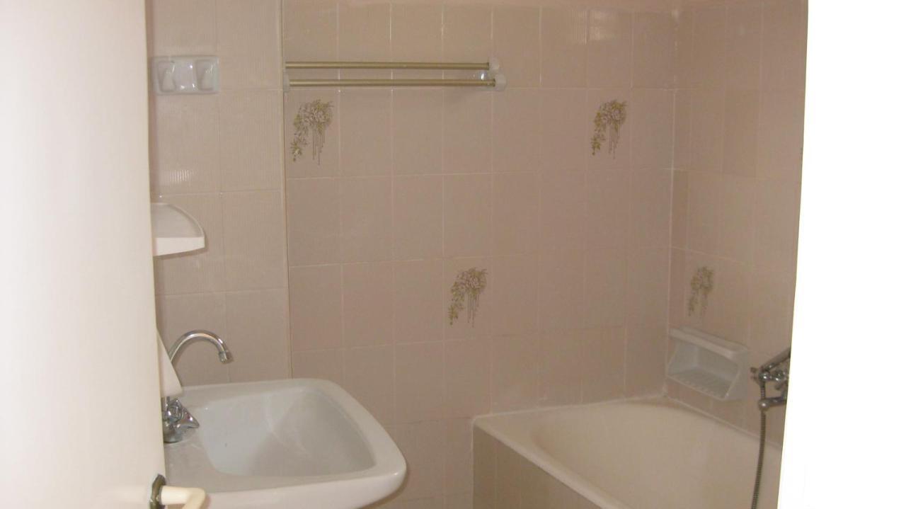 Theodora Aparthotel Makrýgialos Buitenkant foto