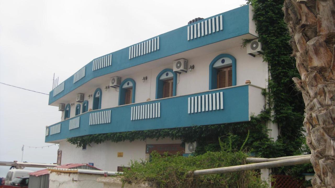 Theodora Aparthotel Makrýgialos Buitenkant foto