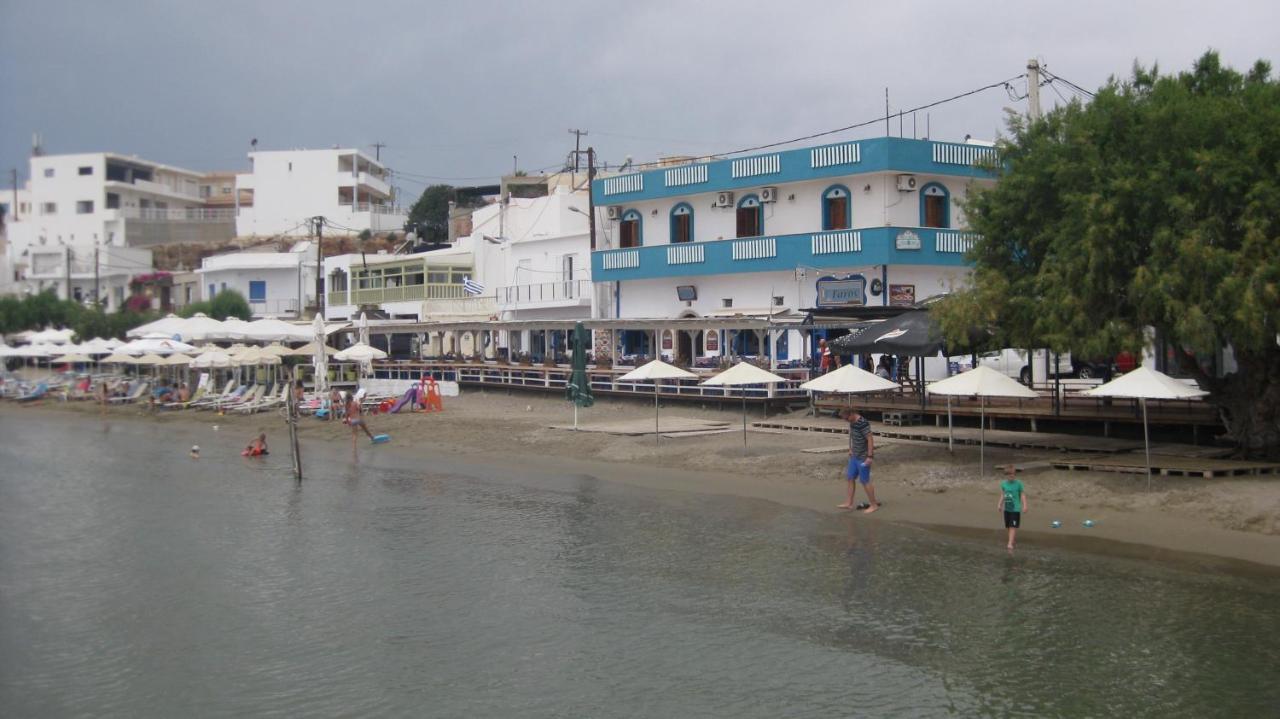 Theodora Aparthotel Makrýgialos Buitenkant foto